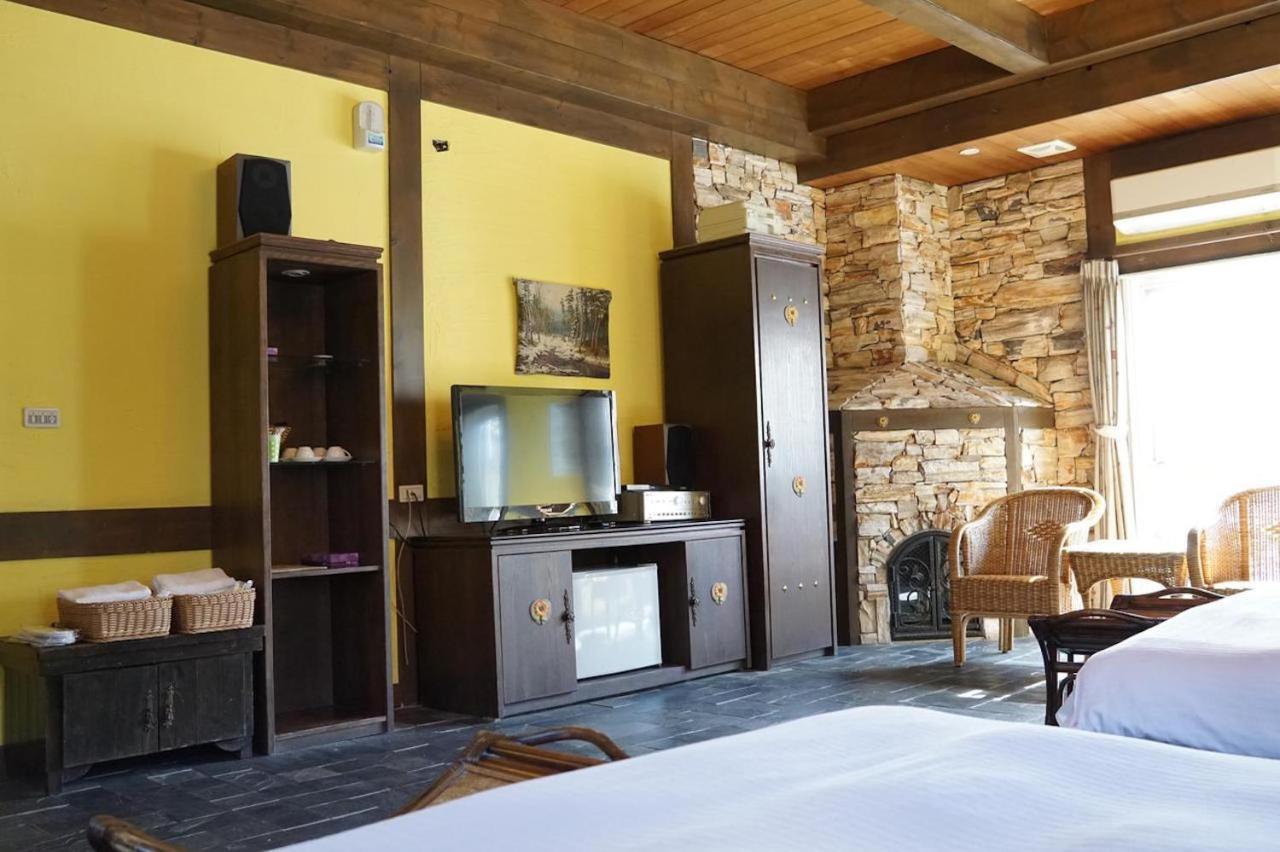 Provence Rose Lodge Ren'ai Exterior photo